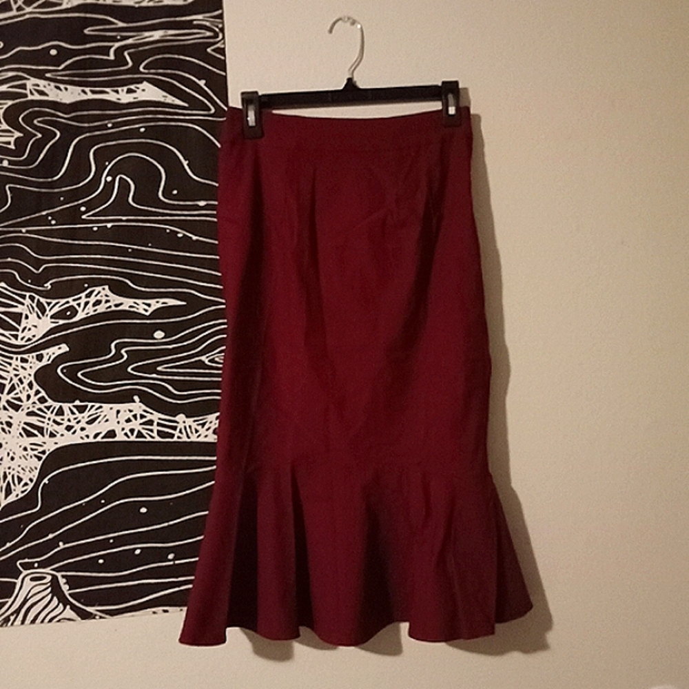Kate Kasin Burgundy Fluted Midi Skirt Size S